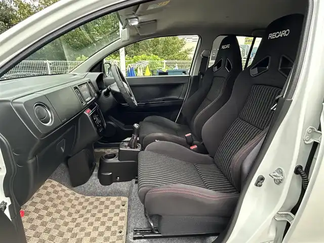 スズキ アルト ワークス 愛知県 2016(平28)年 3.9万km パールホワイト 社外ナビ　/   ＣＤ　/ターボ車　/横滑り防止装置　/純正１５インチアルミホイール　/レカロシート（前席のみ）　/プッシュスタート　/スマートキー　/オートライト/HIDライト