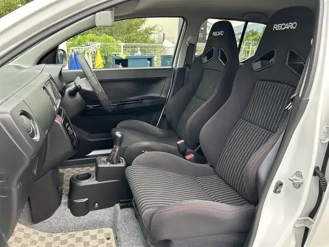 スズキ アルト ワークス 愛知県 2016(平28)年 3.9万km パールホワイト 社外ナビ　/   ＣＤ　/ターボ車　/横滑り防止装置　/純正１５インチアルミホイール　/レカロシート（前席のみ）　/プッシュスタート　/スマートキー　/オートライト/HIDライト