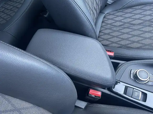 ＢＭＷ Ｘ１ xDrive 18d xライン 滋賀県 2021(令3)年 2.6万km ミネラルホワイト インテリジェントセーフティ　/ＡＣＣ　/ＬＫＡ　/ハーフレザー　/・前席パワーシート　/アンビエントライト　/純正ナビ（ＵＳＢ／ＢＴ）/バックカメラ　/電動リアゲート　/コンフォートアクセス　/コーナーセンサー　/ミラー一体型ＥＴＣ/純正18インチAW
