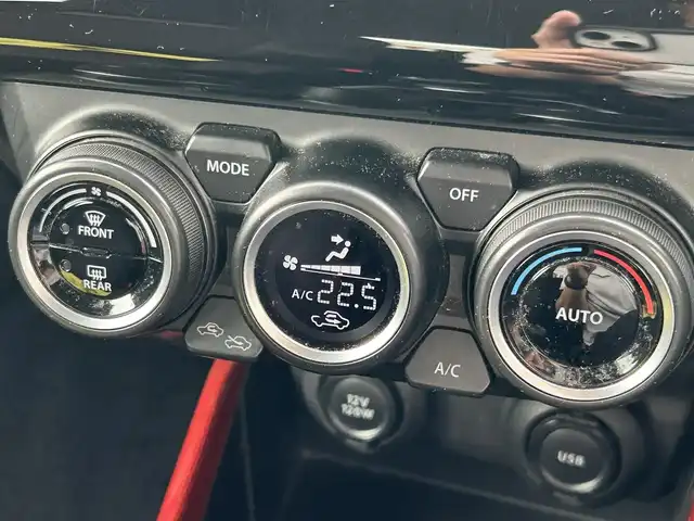 スズキ スイフト スポーツ 群馬県 2020(令2)年 6.7万km チャンピオンイエロー 6速MT ターボ/セーフティパッケージ/全方位モニターカメラパッケージ/純正SDナビ/CD・DVD・SD・USB/Bluetooth・フルセグTV/前後ドライブレコーダー/ビルトインETC/HKSマフラー/クルーズコントロール/横滑り防止装置/レーンキープアシスト/衝突軽減ブレーキ/取説・保証書/R3/4/5/6/7年記録簿/スマートキー×2
