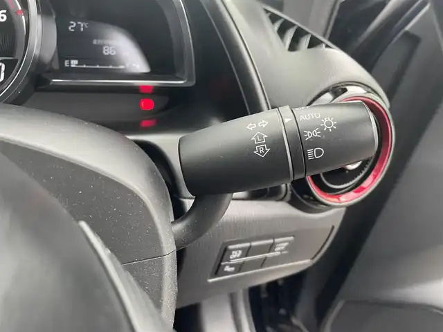 マツダ ＣＸ－３ XD ツーリング 神奈川県 2015(平27)年 11.4万km ディープクリスタルブルーマイカ (株)IDOMが運営する【じしゃロン秦野店】の自社ローン専用車両になります。こちらは現金またはオートローンご利用時の価格です。自社ローンご希望の方は別途その旨お申付け下さい/純正ＳＤナビ／Ｂｌｕｅｔｏｏｔｈ／ＤＶＤ／ＣＤ／地デジＴＶ／ＵＳＢ／ＡＵＸ/バックカメラ/ＥＴＣ/衝突軽減ブレーキ/ブラインドスポットモニター/ドライブレコーダー/オートライト/スマートキー/プッシュエンジンスタート/ゴム製フロアマット