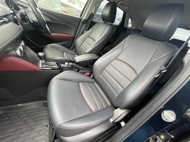 マツダ ＣＸ－３ XD ツーリング 神奈川県 2015(平27)年 11.4万km ディープクリスタルブルーマイカ (株)IDOMが運営する【じしゃロン相模原店】の自社ローン専用車両になります。こちらは現金またはオートローンご利用時の価格です。自社ローンご希望の方は別途その旨お申付け下さい/純正ＳＤナビ／Ｂｌｕｅｔｏｏｔｈ／ＤＶＤ／ＣＤ／地デジＴＶ／ＵＳＢ／ＡＵＸ/バックカメラ/ＥＴＣ/衝突軽減ブレーキ/ブラインドスポットモニター/ドライブレコーダー/オートライト/スマートキー/プッシュエンジンスタート/ゴム製フロアマット