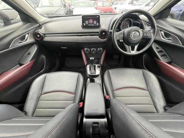 マツダ ＣＸ－３ XD ツーリング 神奈川県 2015(平27)年 11.4万km ディープクリスタルブルーマイカ (株)IDOMが運営する【じしゃロン相模原店】の自社ローン専用車両になります。こちらは現金またはオートローンご利用時の価格です。自社ローンご希望の方は別途その旨お申付け下さい/純正ＳＤナビ／Ｂｌｕｅｔｏｏｔｈ／ＤＶＤ／ＣＤ／地デジＴＶ／ＵＳＢ／ＡＵＸ/バックカメラ/ＥＴＣ/衝突軽減ブレーキ/ブラインドスポットモニター/ドライブレコーダー/オートライト/スマートキー/プッシュエンジンスタート/ゴム製フロアマット