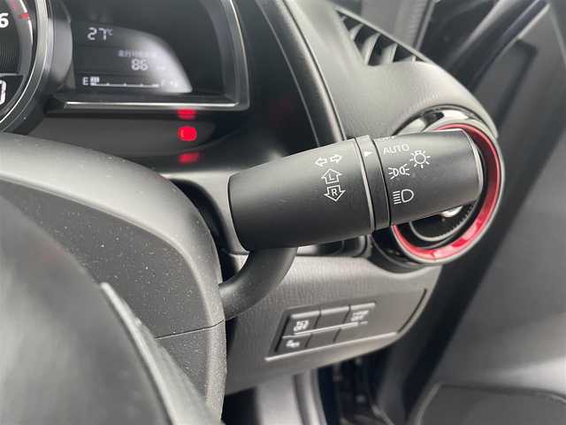 マツダ ＣＸ－３ XD ツーリング 神奈川県 2015(平27)年 11.4万km ディープクリスタルブルーマイカ (株)IDOMが運営する【じしゃロン相模原店】の自社ローン専用車両になります。こちらは現金またはオートローンご利用時の価格です。自社ローンご希望の方は別途その旨お申付け下さい/純正ＳＤナビ／Ｂｌｕｅｔｏｏｔｈ／ＤＶＤ／ＣＤ／地デジＴＶ／ＵＳＢ／ＡＵＸ/バックカメラ/ＥＴＣ/衝突軽減ブレーキ/ブラインドスポットモニター/ドライブレコーダー/オートライト/スマートキー/プッシュエンジンスタート/ゴム製フロアマット