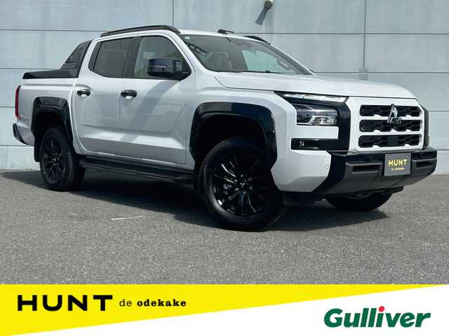 三菱 トライトン GSR 千葉県 2025(令7)年 0.1万km ホワイトダイヤモンド e-アシスト/・衝突軽減ブレーキ/レーンキープアシスト/・レーダークルーズコントロール/オートハイビーム/・クリアランスソナー/ブラインドスポットモニター/純正スマートフォン連携ナビ/・フルセグ/BT/USB/カープレイ/全方位カメラ/ステアリングスイッチ/MTモード/レザーシート(黒)/パワーシート(D席)/シートヒーター(D/N席)/ステアリングヒーター/LEDヘッドライト/オートライト/フォグライト/純正18インチAW