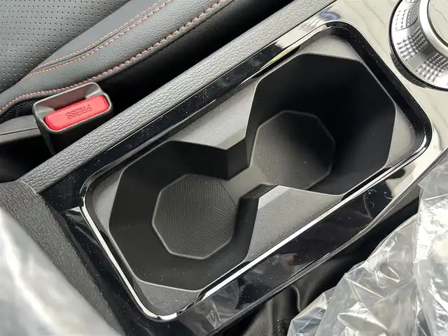 三菱 トライトン GSR 千葉県 2025(令7)年 0.1万km ホワイトダイヤモンド e-アシスト/・衝突軽減ブレーキ/レーンキープアシスト/・レーダークルーズコントロール/オートハイビーム/・クリアランスソナー/ブラインドスポットモニター/純正スマートフォン連携ナビ/・フルセグ/BT/USB/カープレイ/全方位カメラ/ステアリングスイッチ/MTモード/レザーシート(黒)/パワーシート(D席)/シートヒーター(D/N席)/ステアリングヒーター/LEDヘッドライト/オートライト/フォグライト/純正18インチAW