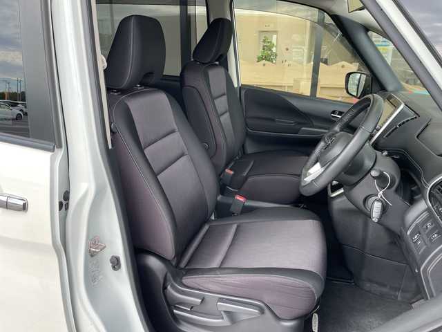 日産 セレナ ハイウェイスター 愛知県 2019(令1)年 6.2万km ブリリアントホワイトパール 純正9型ナビ SDカードなし/フリップダウンモニター/クルーズコントロール/バックカメラ/ハンズフリースライドドア/純正アルミホイール/オートライト/ETC/衝突軽減システム/CD DVD/Bluetooth/ステアリングスイッチ/スマートキー/プッシュスタート