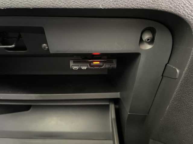 日産 セレナ ハイウェイスター 愛知県 2019(令1)年 6.2万km ブリリアントホワイトパール 純正9型ナビ SDカードなし/フリップダウンモニター/クルーズコントロール/バックカメラ/ハンズフリースライドドア/純正アルミホイール/オートライト/ETC/衝突軽減システム/CD DVD/Bluetooth/ステアリングスイッチ/スマートキー/プッシュスタート