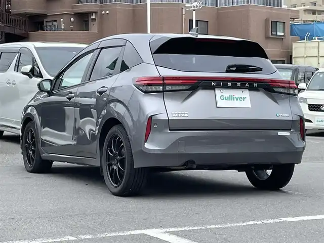 日産 オーラ G レザーエディション 静岡県 2022(令4)年 3万km ガンＭ /純正ナビ/地デジTV//純正CD/DVD/Bluetooth//バック/全周囲カメラ//レザーシート//デジタルインナーミラー//オートハイビーム//エマージェンシーブレーキ//社外17インチAW//スマートキー//スペアキー//保証書//取説