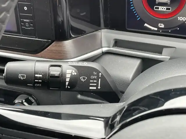 日産 オーラ G レザーエディション 静岡県 2022(令4)年 3万km ガンＭ /純正ナビ/地デジTV//純正CD/DVD/Bluetooth//バック/全周囲カメラ//レザーシート//デジタルインナーミラー//オートハイビーム//エマージェンシーブレーキ//社外17インチAW//スマートキー//スペアキー//保証書//取説