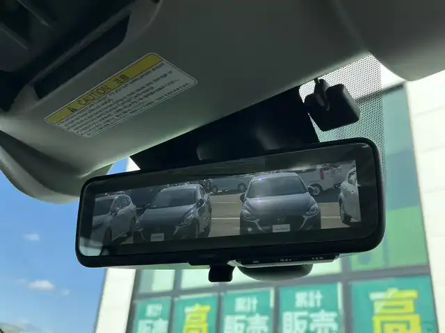 スバル フォレスター ハイブリッド アドバンス 奈良県 2021(令3)年 2.2万km クリスタルホワイトP 純正ナビ（AVIC-RZ711）/（フルセグ/BT/CD/DVD）/サンルーフ/レーダークルーズコントロール/パドルシフト/バックカメラ/ブラインドスポットモニター/衝突軽減システム/レーンキープアシスト/後方コーナーセンサー/パワーバックドア/ハーフレザー/前席パワーシート/全席シートヒーター/ステアリングヒーター/前方ドライブレコーダー/デジタルインナーミラー/ETC/純正18インチAW/取り扱い説明書/スペアキーX1