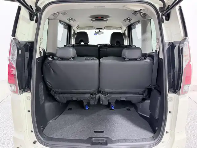 日産 セレナ ハイウェイスター プロパイロットED 大阪府 2016(平28)年 3.2万km ブリリアントホワイトパール ProPILOT 純正9incナビTV バックカメラ フリップダウンモニター レーダークルコン 衝突軽減ブレーキ レーンアシスト 両側パワースライドドア リアオートエアコン ドライブレコーダー ETC