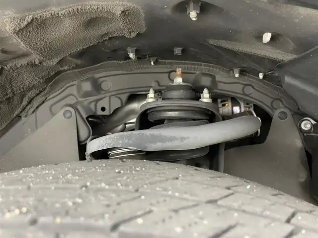 トヨタ ランドクルーザー プラド TX Lパッケージ 岡山県 2022(令4)年 2.7万km ホワイトパールクリスタルシャイン モデリスタエアロ/サンルーフ/純正9インチナビ/・FM/AM/Bluetooth/フルセグ/CD/DVD/バックカメラ/ベージュレザーシート/・パワーシート/・シートヒーター/・ベンチレーション/トヨタセーフティーセンス/・プリクラッシュセーフティ/・レーンディパーチャーアラート/・オートマチックハイビーム/・レーダークルーズコントロール/ビルトインETC/ドライブレコーダー/電動格納サードシート/ブラックルーフレール/LEDヘッドライト/MTモード付シフト/HDMI/USB接続