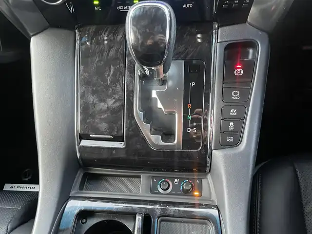 トヨタ アルファードハイブリット SR サイドリフトアップ 島根県 2018(平30)年 4.2万km ダークレッドマイカメタリック 純正9インチナビ　/DVD再生・フルセグ　/Bluetoothオーディオ/純正フリップダウンモニター　/JBLサウンドシステム/バックカメラ/ビルトインETC2.0　/黒レザーシート/前席シートヒーター/前席エアシート/両側パワースライド　/前後ドライブレコーダー/クルーズコントロール/助手席・2列目オットマン　/純正アルミホイール/福祉車両(サイドリフトアップ)