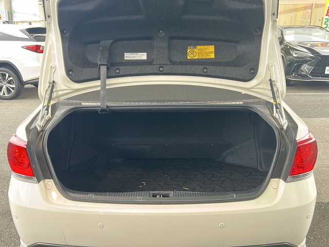 トヨタ クラウン ハイブリッド アスリートG 京都府 2014(平26)年 8.6万km ホワイトパールクリスタルシャイン HDDナビ８インチ/アラウンドビューモニター /レーダークルーズコントロール /クリアランスソナー  /ステアリングヒーター /シートヒーター＆ベンチレーター /エアシート /メモリーパワーシート/電動リアサンシェード /オールオートパワーウィンドウ/ドラレコ前後 (UP-K04)/ワンセグTV/ウィンカーミラー/フロントフォグ/オートマチックハイビーム/ビルトインETC/スマートキー/禁煙車/プッシュスタート