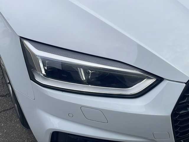 アウディ Ａ５ SB 2．0 TFSI スポーツ 福井県 2018(平30)年 3.1万km グレイシアホワイトメタリック 登録時走行距離３０６３４ｋｍ/Sラインパッケージ/メーカー純正HDDナビゲーション/（CD/DVD/BT）/フルセグテレビ/バーチャルコックピット/プリクラッシュセーフティ/レーンキープアシスト/アダプティブクルーズコントロール/パークアシスト/クリアランスソナー/LEDヘッドライト/電動リアゲート/純正18インチアルミホイール/前席パワーシート/ハーフレザーシート/シートヒーター/パドルシフト/フロントカメラ/サイドカメラ/バックカメラ/ETC2.0 /ドライブレコーダー/プッシュスタート/スマートキー/保証書/取扱説明書