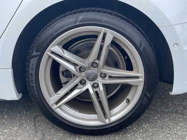 アウディ Ａ５ SB 2．0 TFSI スポーツ 福井県 2018(平30)年 3.1万km グレイシアホワイトメタリック 登録時走行距離３０６３４ｋｍ/Sラインパッケージ/メーカー純正HDDナビゲーション/（CD/DVD/BT）/フルセグテレビ/バーチャルコックピット/プリクラッシュセーフティ/レーンキープアシスト/アダプティブクルーズコントロール/パークアシスト/クリアランスソナー/LEDヘッドライト/電動リアゲート/純正18インチアルミホイール/前席パワーシート/ハーフレザーシート/シートヒーター/パドルシフト/フロントカメラ/サイドカメラ/バックカメラ/ETC2.0 /ドライブレコーダー/プッシュスタート/スマートキー/保証書/取扱説明書