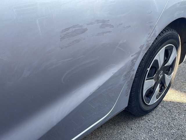 ホンダ フィット 13G FパックコンフォートED 福島県 2019(平31)年 6.4万km ルナシルバーM 純正ナビ フルセグTV Bluetooth バックカメラ 衝突軽減ブレーキ オートクルーズ シートヒーター オートライト ETC レーンキープアシスト HIDヘッドライト 横滑り防止 スマートキー