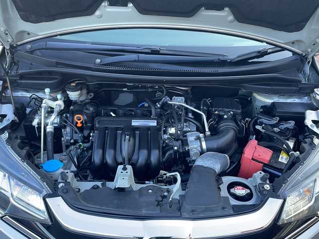 ホンダ フィット 13G FパックコンフォートED 福島県 2019(平31)年 6.4万km ルナシルバーM 純正ナビ フルセグTV Bluetooth バックカメラ 衝突軽減ブレーキ オートクルーズ シートヒーター オートライト ETC レーンキープアシスト HIDヘッドライト 横滑り防止 スマートキー