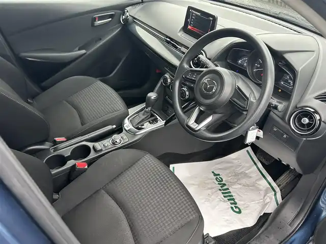 マツダ デミオ 13S 山形県 2016(平28)年 8.1万km エターナルブルーマイカ 4WD/衝突軽減ブレーキ/1オーナー/純正メモリナビ/　　【CD/DVD/BT/フルセグ/AUX】/オートLEDヘッドライト/シートヒーター/ステアリングスイッチ/電動格納ウィンカーミラー/アイドリングストップ/純正フロアマット/スマートキー/ETC