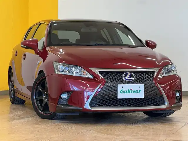 レクサス ＣＴ 200h Fスポーツ 群馬県 2014(平26)年 5.3万km 赤／黒 サンルーフ/クルーズコントロール/4本出しマフラー/純正メモリナビ/　　フルセグ/BT/    CD/DVD/SD/SDREC/    USB/AUX/AM/FM/バックカメラ/パーキングセンサー/前席パワーシート/前席シートヒーター/ステアリングヒーター/パドルシフト/オートLEDヘッドライト/純正フロアマット/スマートキー/プッシュスタート/ビルドインETC