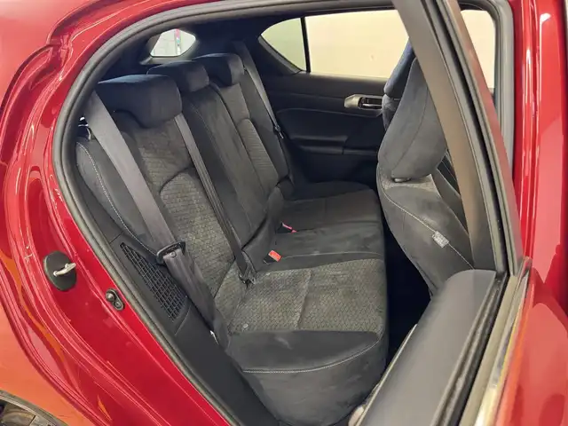 レクサス ＣＴ 200h Fスポーツ 群馬県 2014(平26)年 5.3万km 赤／黒 サンルーフ/クルーズコントロール/4本出しマフラー/純正メモリナビ/　　フルセグ/BT/    CD/DVD/SD/SDREC/    USB/AUX/AM/FM/バックカメラ/パーキングセンサー/前席パワーシート/前席シートヒーター/ステアリングヒーター/パドルシフト/オートLEDヘッドライト/純正フロアマット/スマートキー/プッシュスタート/ビルドインETC