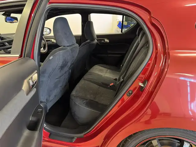 レクサス ＣＴ 200h Fスポーツ 群馬県 2014(平26)年 5.3万km 赤／黒 サンルーフ/クルーズコントロール/4本出しマフラー/純正メモリナビ/　　フルセグ/BT/    CD/DVD/SD/SDREC/    USB/AUX/AM/FM/バックカメラ/パーキングセンサー/前席パワーシート/前席シートヒーター/ステアリングヒーター/パドルシフト/オートLEDヘッドライト/純正フロアマット/スマートキー/プッシュスタート/ビルドインETC