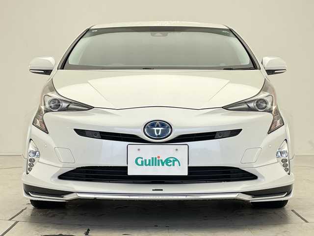 トヨタ プリウス Sセーフティプラス 愛知県 2017(平29)年 6.6万km ホワイトパールクリスタルシャイン 純正ナビ/レーダークルーズコントロール/バックカメラ/コーナーセンサー/純正アルミホイール/ETC2.0/LEDヘッドライト/レーンキープアシスト/衝突軽減システム/フルセグ/CD/Bluetooth/ステアリングスイッチ/スマートキー/プッシュスタート