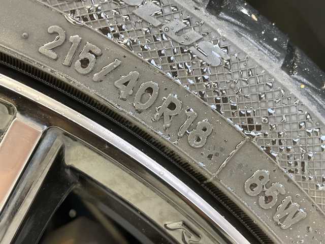 トヨタ プリウス Sセーフティプラス 愛知県 2017(平29)年 6.6万km ホワイトパールクリスタルシャイン 純正ナビ/レーダークルーズコントロール/バックカメラ/コーナーセンサー/純正アルミホイール/ETC2.0/LEDヘッドライト/レーンキープアシスト/衝突軽減システム/フルセグ/CD/Bluetooth/ステアリングスイッチ/スマートキー/プッシュスタート