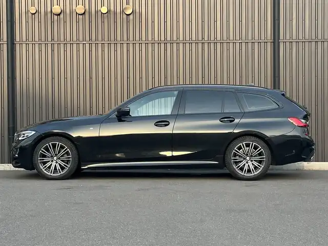 ＢＭＷ ３２０ｄ xDrive ツーリング Mスポーツ 福島県 2020(令2)年 3万km サファイアブラックP ハイラインパッケージ/アダプティブクルーズコントロール/純正ナビ/バックカメラ/フルセグTV/ミラー一体型ETC/オイスターレザーシート/パワーシート/シートヒーター/LEDヘッドライト/ワイヤレス充電/オートホールド /パドルシフト/コンフォートアクセス/アンビエントライト/前後ドライブレコーダー/純正18インチAW/取扱説明書/保証書