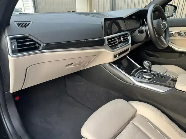 ＢＭＷ ３２０ｄ xDrive ツーリング Mスポーツ 福島県 2020(令2)年 3万km サファイアブラックP ハイラインパッケージ/アダプティブクルーズコントロール/純正ナビ/バックカメラ/フルセグTV/ミラー一体型ETC/オイスターレザーシート/パワーシート/シートヒーター/LEDヘッドライト/ワイヤレス充電/オートホールド /パドルシフト/コンフォートアクセス/アンビエントライト/前後ドライブレコーダー/純正18インチAW/取扱説明書/保証書