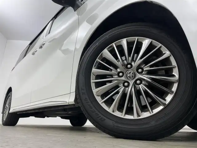 トヨタ アルファード エグゼクティブ ラウンジ S 岡山県 2018(平30)年 8.9万km ホワイトパールクリスタルシャイン サンルーフ/JBLサウンド/本革シート/4WD/12.1インチフリップダウンモニター/純正9インチディスプレイオーディオ/（フルセグTV/Bluetooth/HDMI接続/USB接続/CD/DVD/Blu-ray)/アラウンドビューモニター/デジタルインナーミラー/ビルトインETC2.0/三眼LEDヘッドライト/オートハイビーム/パワーシート（D/N）/シートヒーター/エアシート/ステアリングヒーター/レーダークルーズコントロール/衝突軽減ブレーキシステム/両側パワースライドドア/電動リアゲート/プッシュスタート/新車保証書/取扱説明書/スマートキー×2