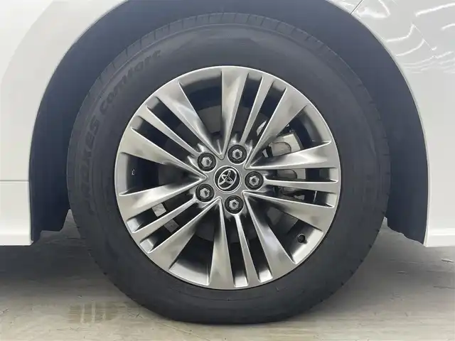 トヨタ アルファードハイブリット Z 埼玉県 2024(令6)年 0.7万km プラチナホワイトパールマイカ 衝突被害軽減ブレーキ/純正14インチディスプレイオーディオナビ（あり）/フリップダウンモニター/三眼LEDヘッドライト/全方位カメラ/両側パワースライドドア/ガラスルーフ/レーダークルーズコントロール/シートヒーター/エアシート/フルセグTV/Bluetooth/バックカメラ/電動リアゲート/パワーシート/ヘッドアップディスプレイ/コーナーセンサー/純正アルミホイール/ETC2.0/ブラインドスポットモニター/パドルシフト/ステアリングヒーター/リアオートエアコン/オートマチックハイビーム/置くだけ充電器/ドライブレコーダー/ステアリングスイッチ/スマートキー/プッシュスタート