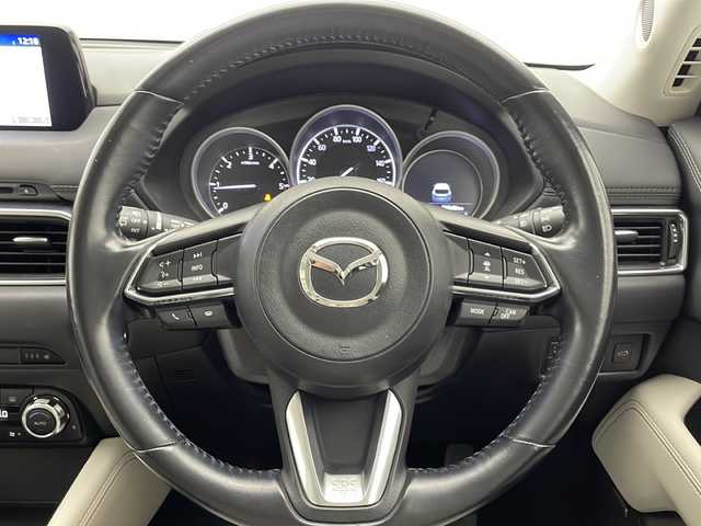 マツダ ＣＸ－５ XD Lパッケージ 宮崎県 2017(平29)年 7.1万km マシーングレープレミアムM 純正ナビ/Ｂｌｕｅｔｏｏｔｈ　/フルセグＴＶ/ＦＭ／ＡＭ/ホワイトレザー/メモリーシート/Ｄ／Ｎ席シーヒーター/Ｄ／Ｎ席パワーシート/バックカメラ　/パワーバックドア　/ハンドルヒーター/クルーズコントロール/ビルトインＥＴＣ/プッシュスタート/スペアキー/電子パーキングブレーキ/オートライト