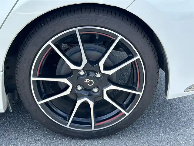 トヨタ アクア G G’s 奈良県 2014(平26)年 4.9万km ライムホワイトパールクリスタルシャイン 純正ナビ　/フルセグＴＶ　/Ｂｌｕｅｔｏｏｔｈ　/ＥＴＣ　/バックカメラ/ドライブレコーダー　/純正アルミホイール　/純正フロアマット　/社外テールランプ　/社外マフラー　/スペアキー　/ＬＥＤヘッドライト　/オートライト　/エアバッグ