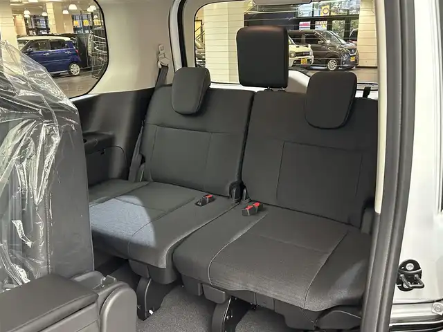 日産 セレナ ハイウェイスター V 愛媛県 2025(令7)年 0.1万km未満 プリズムホワイト 12.3インチ純正ディスプレイオーディオ　全方位カメラ　フルセグTV　寒冷地仕様　ETC　フリップダウンモニター 前後ドライブレコーダー シートヒーター　純正アルミホイール　コーナーセンサー ステアリングヒーター　