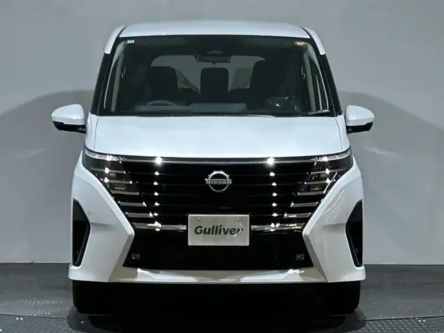 日産 セレナ ハイウェイスター V 愛媛県 2025(令7)年 0.1万km未満 プリズムホワイト 12.3インチ純正ディスプレイオーディオ　プロパイロット　インテリジェンスルームミラー　全方位カメラ　フルセグTV　寒冷地仕様　ETC　フリップダウンモニター 前後ドライブレコーダー シートヒーター　純正アルミホイール　コーナーセンサー ステアリングヒーター　