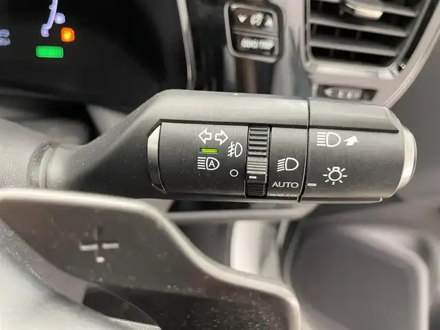 レクサス ＮＸ 350h Fスポーツ 滋賀県 2022(令4)年 3.4万km ホワイトノーヴァガラスフレーク 禁煙車/サンルーフ/ルーフレール/オレンジキャリパー/おくだけ充電/14インチ純正ナビ【Bluetooth/CD/DVD/USB】/全方位カメラ/前後ドラレコ/パーキングアシスト/レザーシート/前席パワーシート/全席シートヒーター/前席エアシート/LEDライト/オートライト/オートハイビーム/前後ソナー/BSM/電動リアゲート/ETC2.0/パドルシフト/ヘッドアップディスプレイ/100V電源/レーダークルーズコントロール/レーンキープアシスト/純正エアロ/プッシュスタート/スマートキー