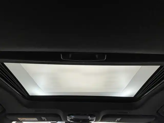 レクサス ＮＸ 350h Fスポーツ 滋賀県 2022(令4)年 3.4万km ホワイトノーヴァガラスフレーク 禁煙車/サンルーフ/ルーフレール/オレンジキャリパー/おくだけ充電/14インチ純正ナビ【Bluetooth/CD/DVD/USB】/全方位カメラ/前後ドラレコ/パーキングアシスト/レザーシート/前席パワーシート/全席シートヒーター/前席エアシート/LEDライト/オートライト/オートハイビーム/前後ソナー/BSM/電動リアゲート/ETC2.0/パドルシフト/ヘッドアップディスプレイ/100V電源/レーダークルーズコントロール/レーンキープアシスト/純正エアロ/プッシュスタート/スマートキー