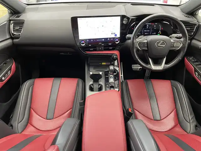 レクサス ＮＸ 350h Fスポーツ 滋賀県 2022(令4)年 3.4万km ホワイトノーヴァガラスフレーク 禁煙車/サンルーフ/ルーフレール/オレンジキャリパー/おくだけ充電/14インチ純正ナビ【Bluetooth/CD/DVD/USB】/全方位カメラ/前後ドラレコ/パーキングアシスト/レザーシート/前席パワーシート/全席シートヒーター/前席エアシート/LEDライト/オートライト/オートハイビーム/前後ソナー/BSM/電動リアゲート/ETC2.0/パドルシフト/ヘッドアップディスプレイ/100V電源/レーダークルーズコントロール/レーンキープアシスト/純正エアロ/プッシュスタート/スマートキー