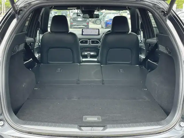マツダ ＣＸ－５ 25S スポーツアピアランス 道央・札幌 2023(令5)年 3.4万km ジェットブラックマイカ ４WD/ワンオーナー/BOSEプレミアムサウンドシステム/純正メーカーナビ/CD/DVD/BT/フルセグ/衝突被害軽減ブレーキ/横滑り防止装置/レーダークルーズコントロール/レーンキープアシスト/オフロードトランクションアシスト/クリアランスソナー/ブラインドスポットモニター/アラウンドビューモニター/ETC/ドライブレコーダー/アイドリングストップ/SPORTMODE/パワーバックドア/前席パワーシート/D席メモリーシート/前席シートヒーター/レザーシート/革巻きステアリング/ステアリングリモコン/パドルシフト/ハンドルヒーター/置くだけ充電/電動パーキング/オートブレーキホールド/MTモード付AT/プッシュスタート/スマートキー/LEDヘッドライト/オートライト/オートハイビーム/電動格納ミラー/ウィンカーミラー/純正ラバーフロアマット/ドアバイザー/純正AW付夏タイヤ積込/225/55/R19/223年/山5mm