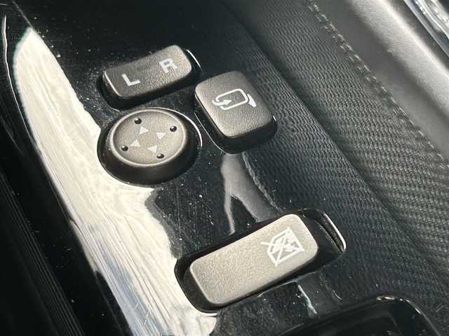 スズキ スペーシア カスタム HYBRID XS ターボ 熊本県 2020(令2)年 4.5万km アクティブイエロー/ブラック2トーンルーフ 社外SＤナビ/・AM/FM/CD/DVD/BT/SD/・フルセグTV/・バックカメラ/スズキセーフティサポート/・デュアルセンサーブレーキサポート/・誤発進抑制機能/・車線逸脱警報機能/・ふらつき警報機能/・先行車発進お知らせ/ハーフレザーシート/・D席シートヒーター/両側電動スライドドア/クルーズコントロール/革巻きステアリング/・ステアリングスイッチ/・パドルシフト/純正フロアマット/ドアバイザー/アイドリングストップ/後席ロールサンシェード/後席サーキュレーター/電動格納ミラー/・ウインカーミラー/LEDヘッドライト/オートライト/プッシュスタート/・スペアキー