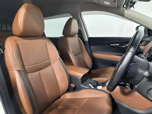 日産 エクストレイル 20Xi レザーエディション 大阪府 2020(令2)年 3.5万km ブリリアントホワイトパール ProPILOT 革シート 社外ナビ(フルセグ/DVD再生/Bluetooth) 360カメラ ETC デジタルインナーミラー パワーシート/ヒーター 電動リアゲート 衝突軽減 レーダーC BSM