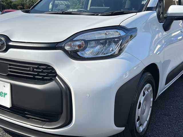 トヨタ シエンタ ハイブリッド X 東京都 2025(令7)年 0.1万km未満 プラチナホワイトパールマイカ トヨタセーフティセンス/片側パワースライドドア/LEDヘッドライト