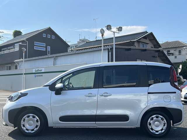 トヨタ シエンタ ハイブリッド X 東京都 2025(令7)年 0.1万km未満 プラチナホワイトパールマイカ トヨタセーフティセンス/片側パワースライドドア/LEDヘッドライト