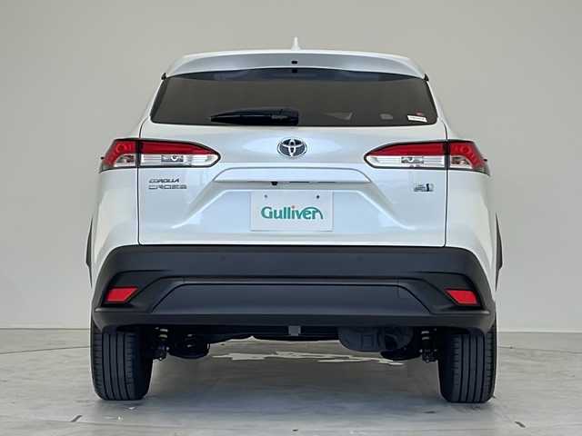 トヨタ カローラ クロス ハイブリッド G 愛知県 2022(令4)年 1.4万km プラチナホワイトパールマイカ 衝突軽減システム/純正ディスプレイオーディオ　ナビ機能なし/レーダークルーズコントロール/Bluetooth/バックカメラ/コーナーセンサー/純正アルミホイール/ブラインドスポットモニター/LEDヘッドライト/オートマチックハイビーム/ETC/ステアリングスイッチ/スマートキー/プッシュスタート