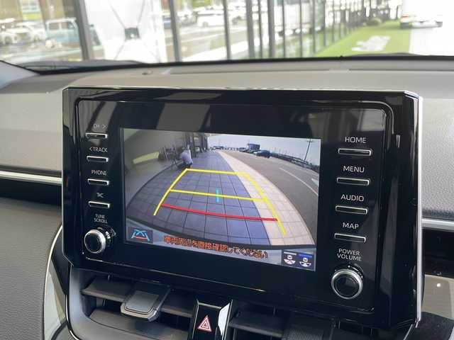 トヨタ カローラ クロス ハイブリッド G 愛知県 2022(令4)年 1.4万km プラチナホワイトパールマイカ 衝突軽減システム/純正ディスプレイオーディオ　ナビ機能なし/レーダークルーズコントロール/Bluetooth/バックカメラ/コーナーセンサー/純正アルミホイール/ブラインドスポットモニター/LEDヘッドライト/オートマチックハイビーム/ETC/ステアリングスイッチ/スマートキー/プッシュスタート