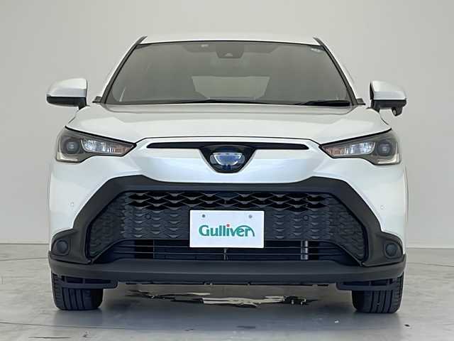 トヨタ カローラ クロス ハイブリッド G 愛知県 2022(令4)年 1.4万km プラチナホワイトパールマイカ 衝突軽減システム/純正ディスプレイオーディオ　ナビ機能なし/レーダークルーズコントロール/Bluetooth/バックカメラ/コーナーセンサー/純正アルミホイール/ブラインドスポットモニター/LEDヘッドライト/オートマチックハイビーム/ETC/ステアリングスイッチ/スマートキー/プッシュスタート