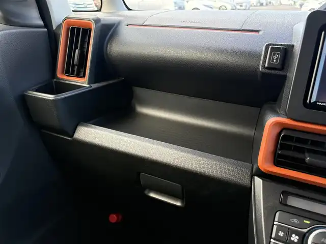 ダイハツ タント ファンクロス 大分県 2023(令5)年 1万km レイクブルーメタリック ・純正ナビ(CD/DVD/SD/USB)/・バックカメラ/・フルセグテレビ/・両側パワースライドドア/・スマートアシスト/・コーナーセンサー/・ドライブレコーダー/・ETC/・シートヒーター/・オートハイビーム/・純正フロアマット/・純正アルミホイール