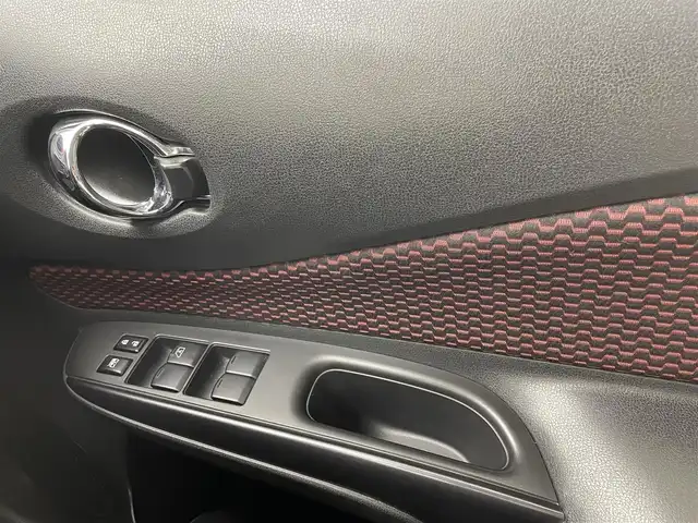 日産 ノート ニスモ 茨城県 2016(平28)年 3.4万km スーパーブラック 純正ナビ/Bluetooth/フルセグ/radio/CD/DVD/バックカメラ/ETC/前後コーナーセンサー/LEDヘッドライト/オートライト/衝突被害軽減装置/アイドリングストップ/電動格納ミラー/スマートキー